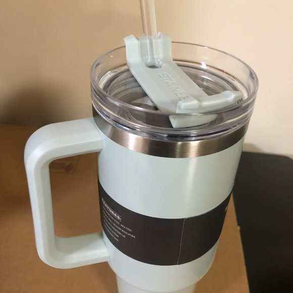 Stanley 40oz Stainless Steel Adventure Quencher Tumbler Spearmint Pearlescent - Picture 3 of 4